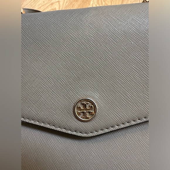 Tory Burch Robinson Purse Gray - Picture 3 of 7